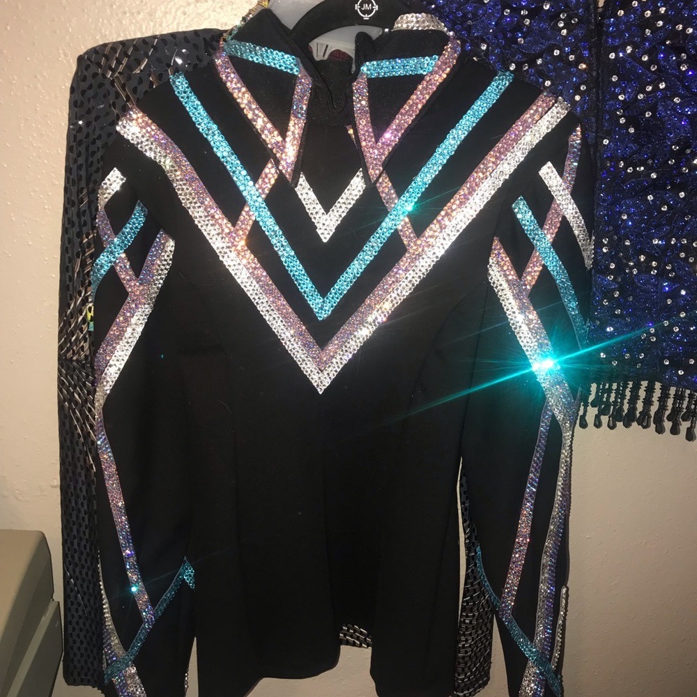 BRAND NEW CUSTOM HORSEMANSHIP TOP